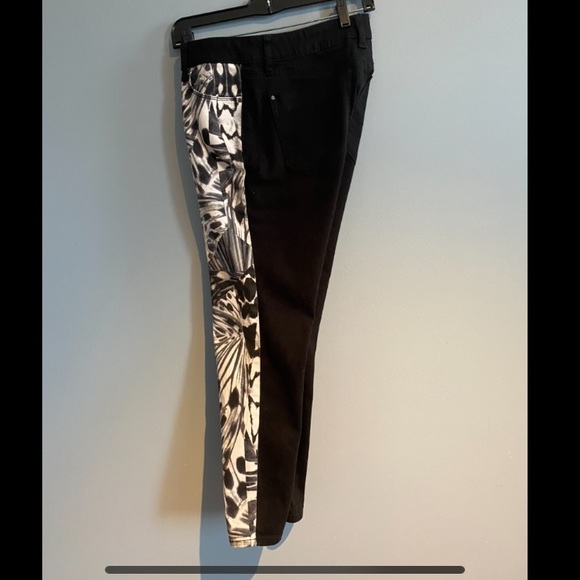 DKNY Floral front jeans - Picture 2 of 8